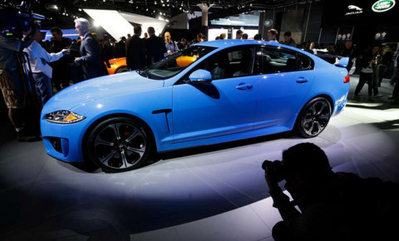В Лос-Анджелесе показали новый Jaguar XFR-S 