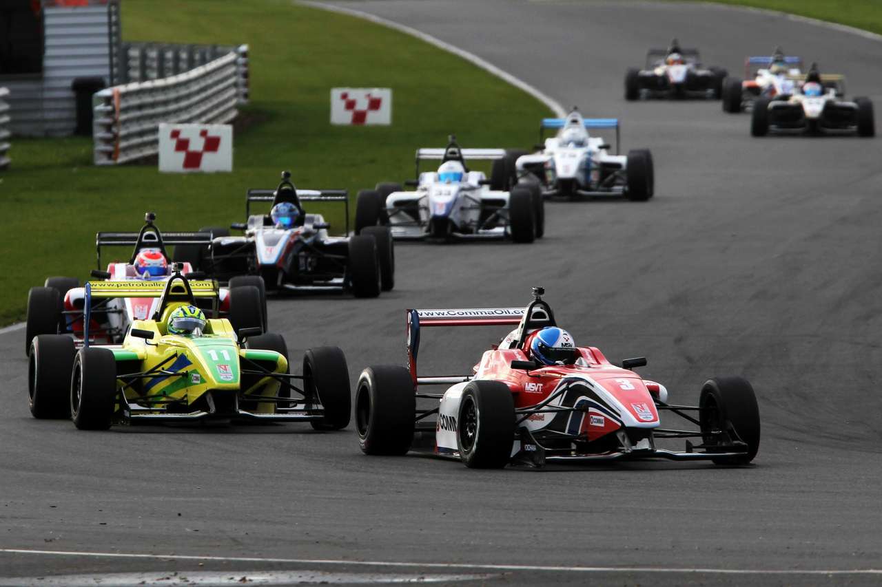 Инициатором создания молодежной Формулы 4 был Герхард Бергер, 