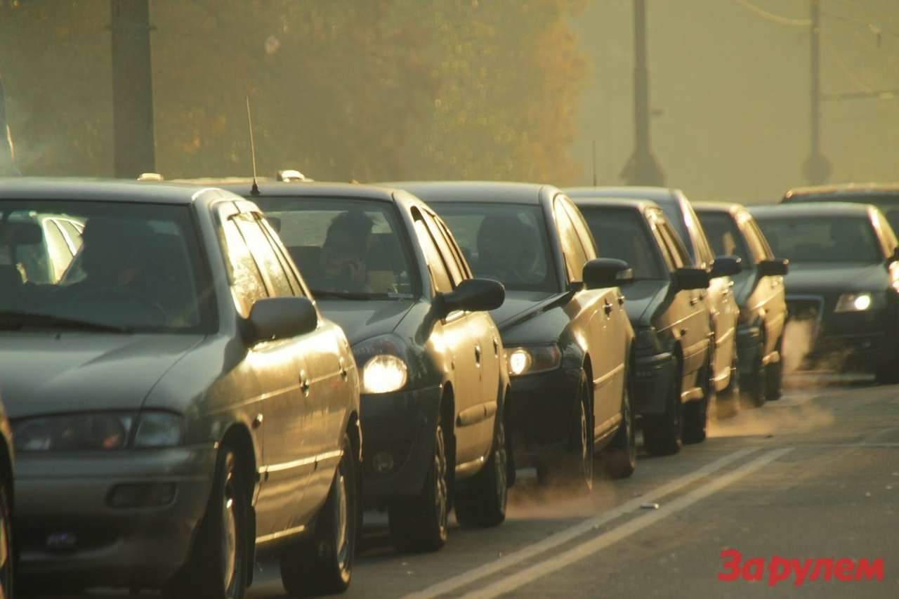 Движение в центре Москвы сегодня ограничено 