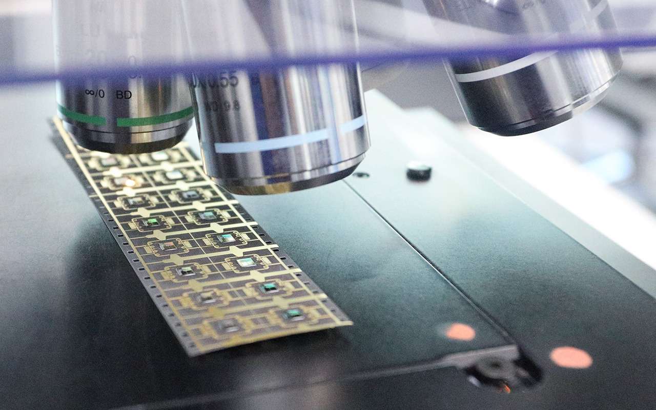 Известно, где в России будут выпускать микросхемы для автомобилей