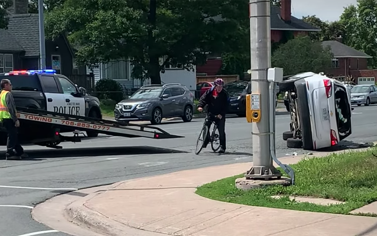 Буксирный трос против велосипедиста (поучительное видео)