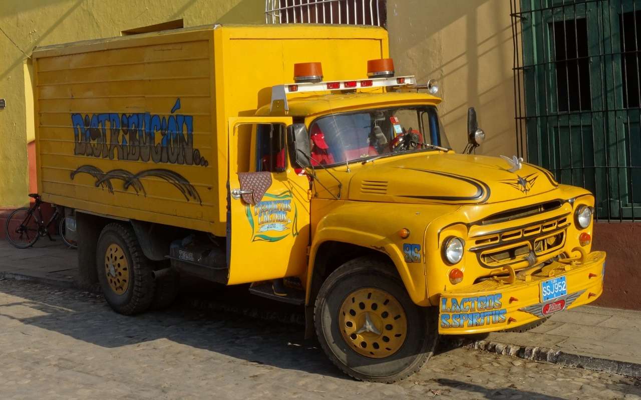 На грани фантастики: как переделывают советские ЗИЛы (видео)