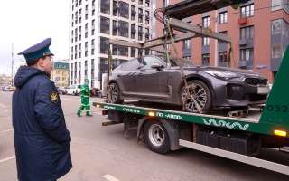 В России хотят запретить отбирать машины за долги