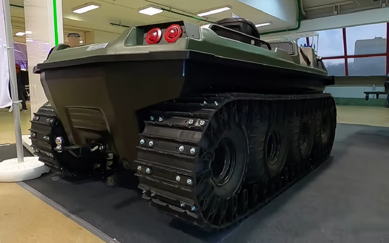 Гусеничный или колесный? Tinger – интересный российский вездеход