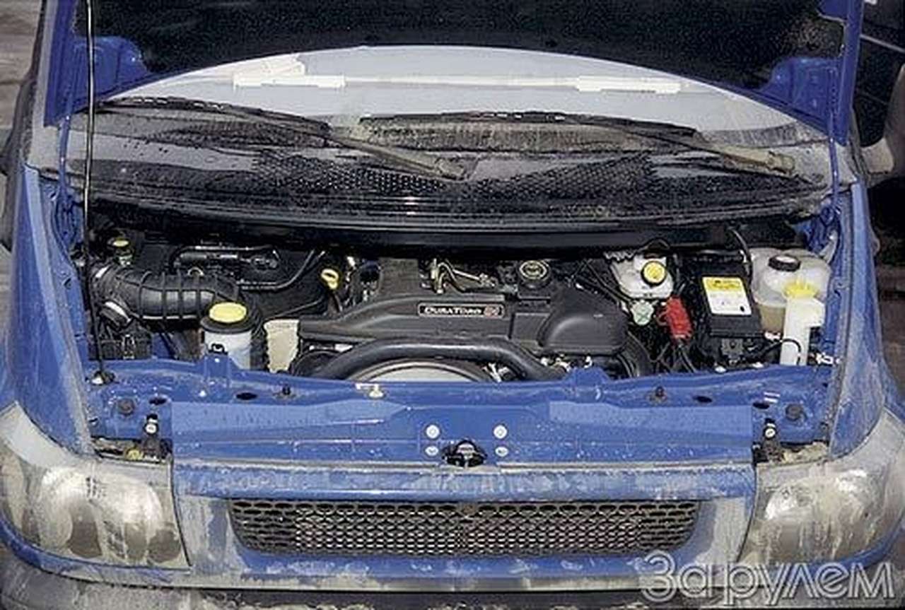 "за рулем" едет "транзитом"