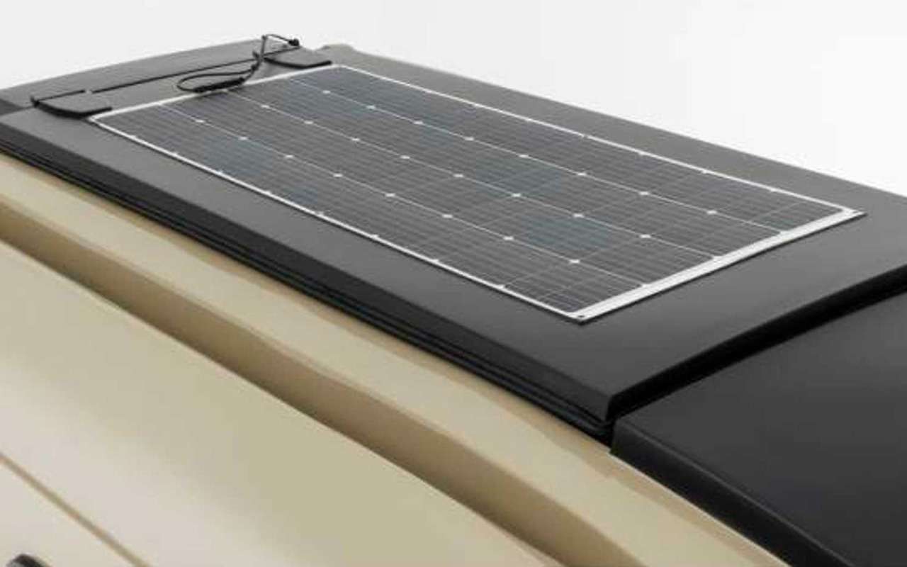 Toyota с выдвижной крышей и душем