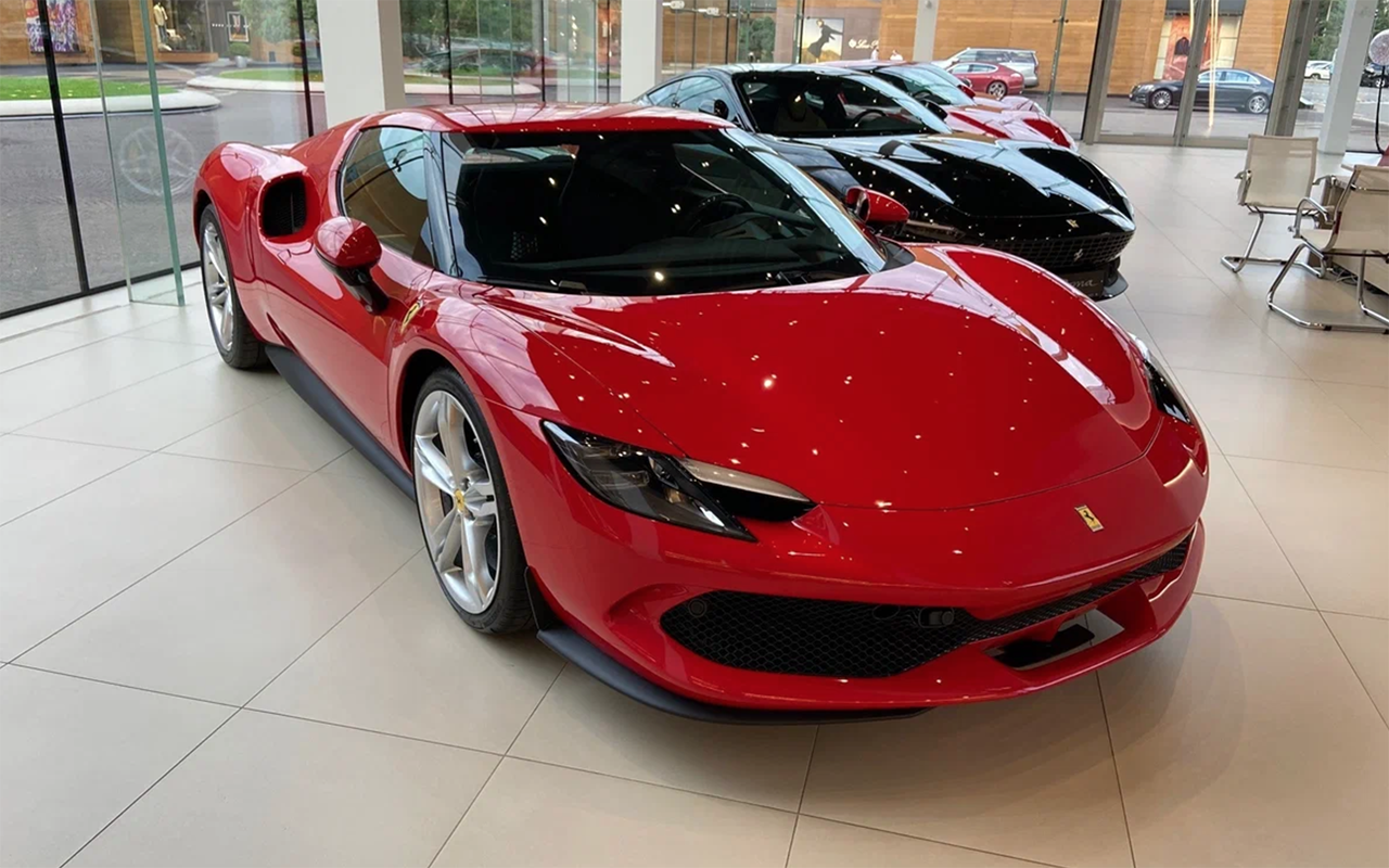 Ferrari 296 GTB 2023: Мечта автолюбителя доступна за 50 млн рублей!