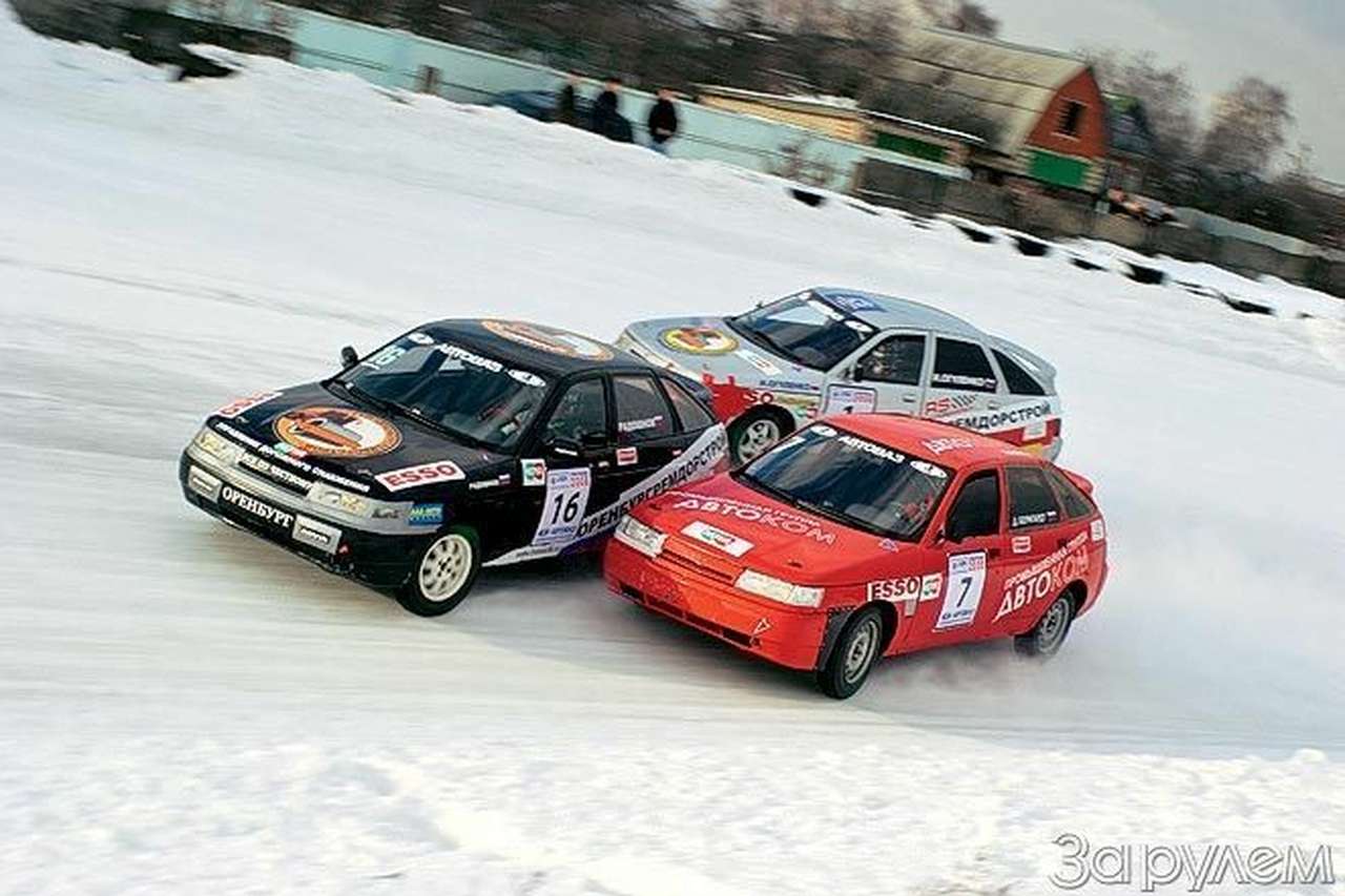 Три овальных фронта