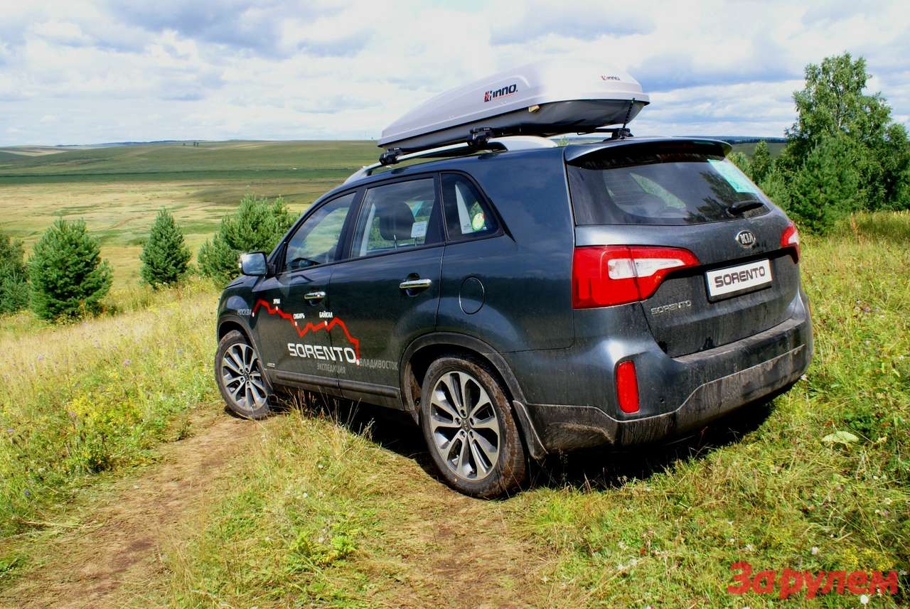 Обновленный Kia Sorento в прибайкальской степи