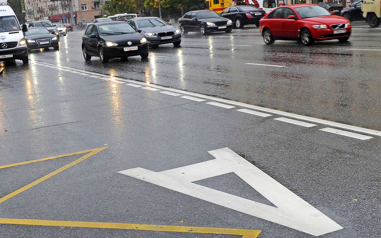 Пассажирам и таксистам на заметку: в Москве открыли новые выделенки