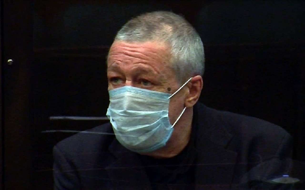 ДТП с Ефремовым: трех свидетелей судят за ложные показания