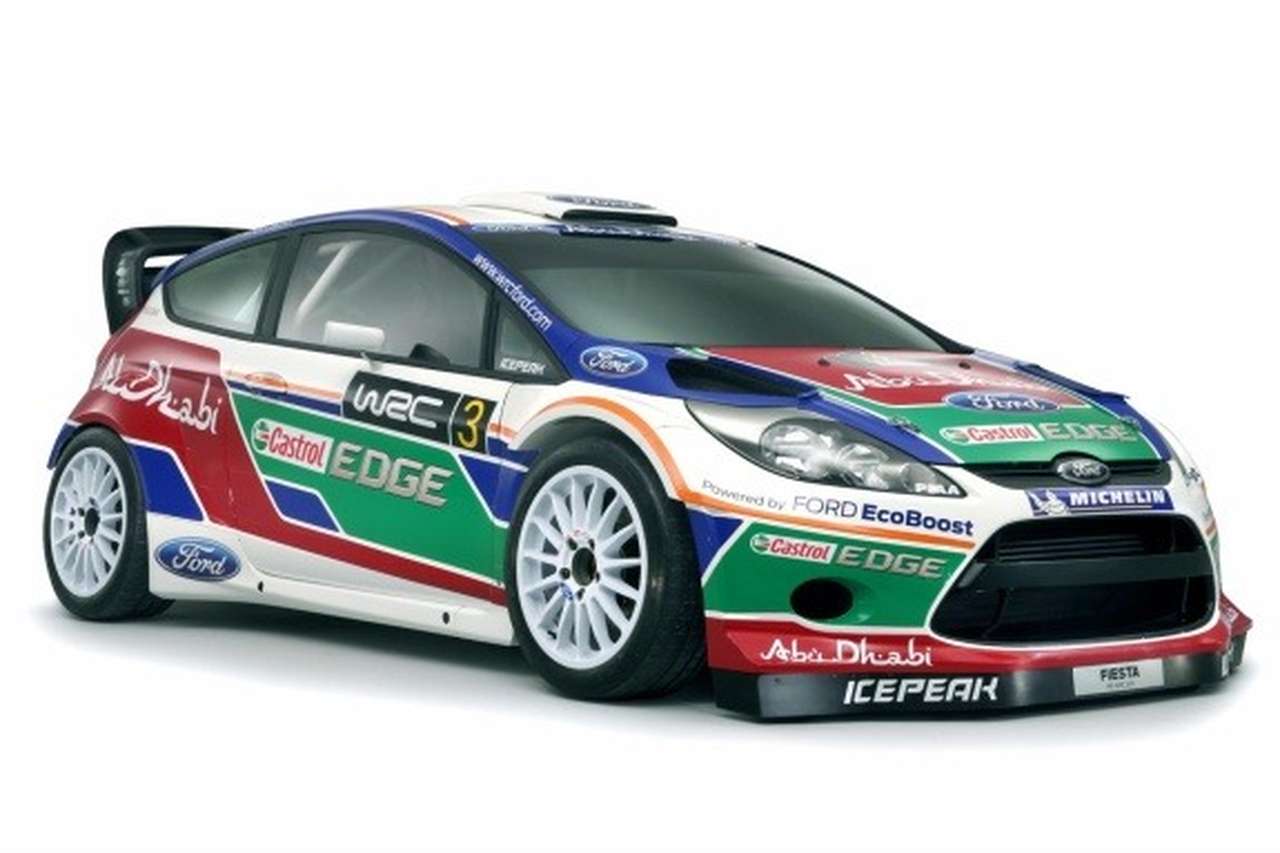 Трехдверной модификации хэтчбека Ford Focus не планируется вовсе, а инженеры хотят, чтобы «эр-эска» была именно трехдверкой. Так что, вероятнее всего, выбор падет на хэтч B-класса…