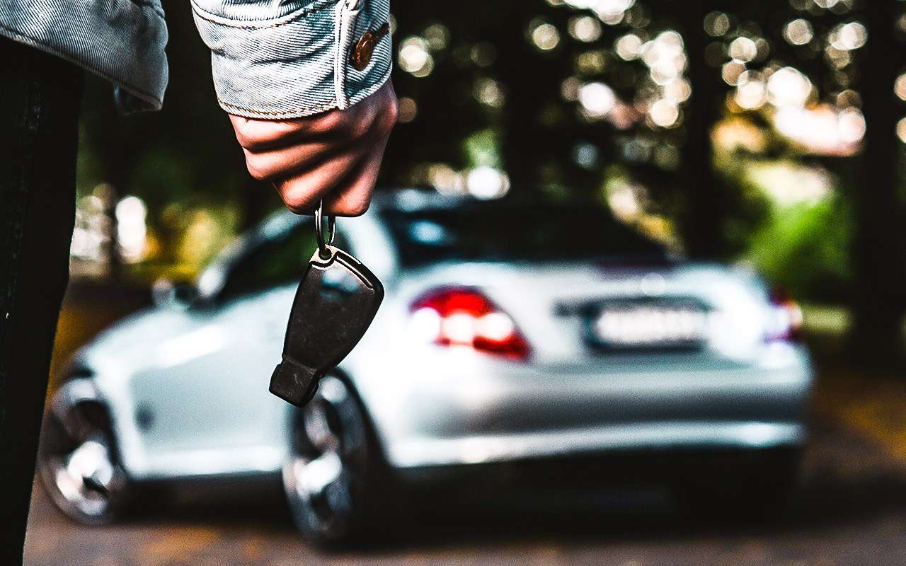 25% россиян готовы отказаться от своих авто: что случилось?