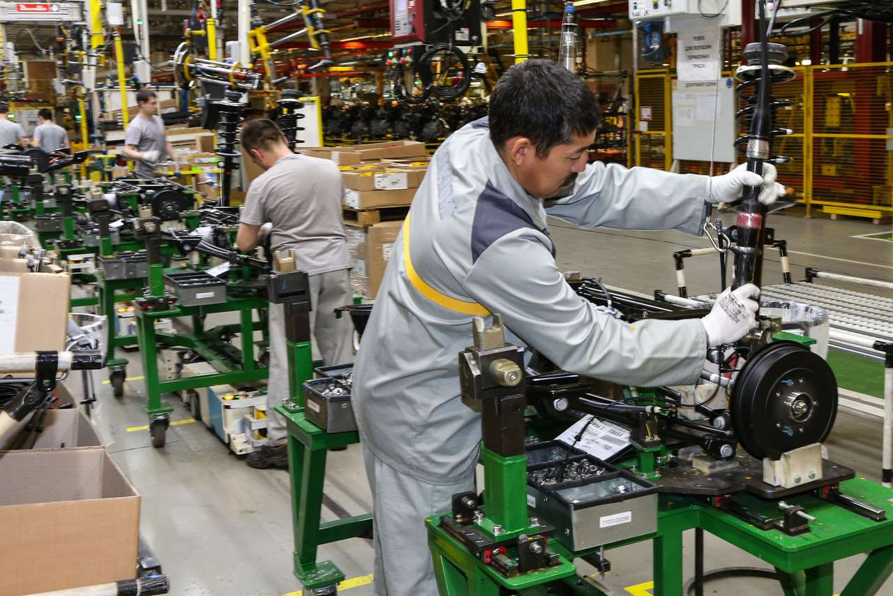 Автопрому выделили деньги на 2016 год