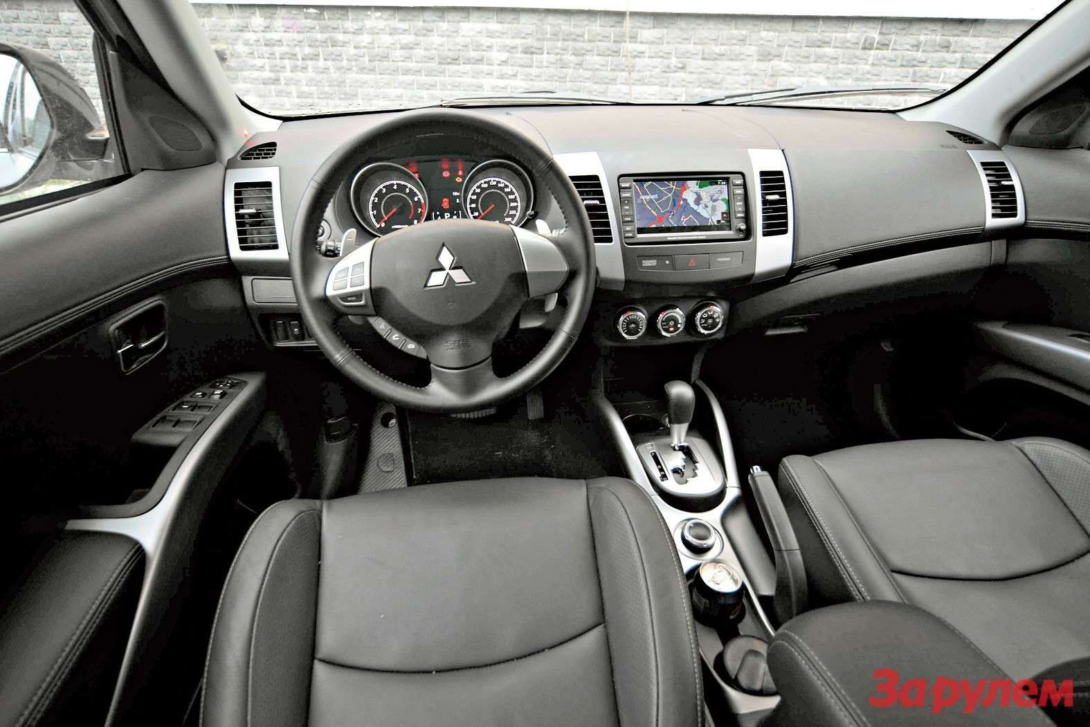 Что лучше митсубиси аутлендер или киа соренто - 87 фото