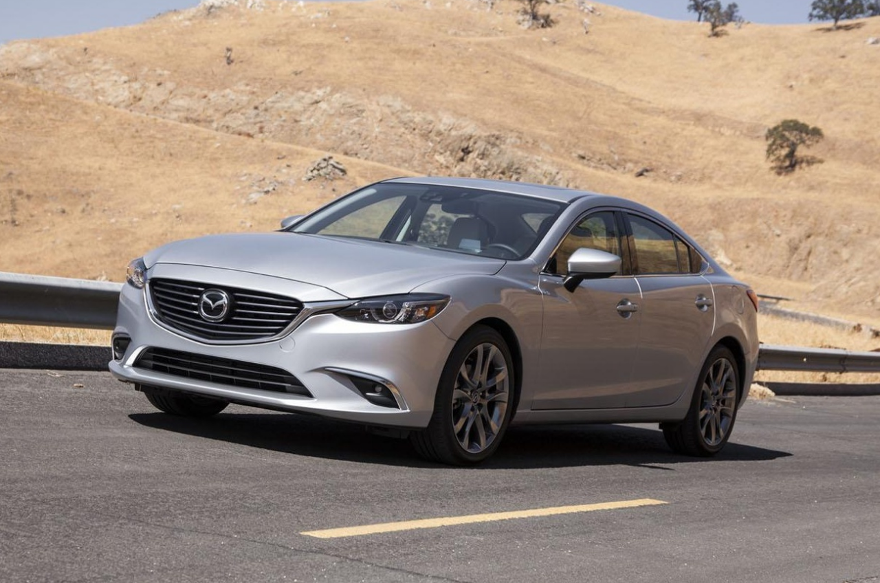 Обновленный седан Mazda6 получил российский ценник