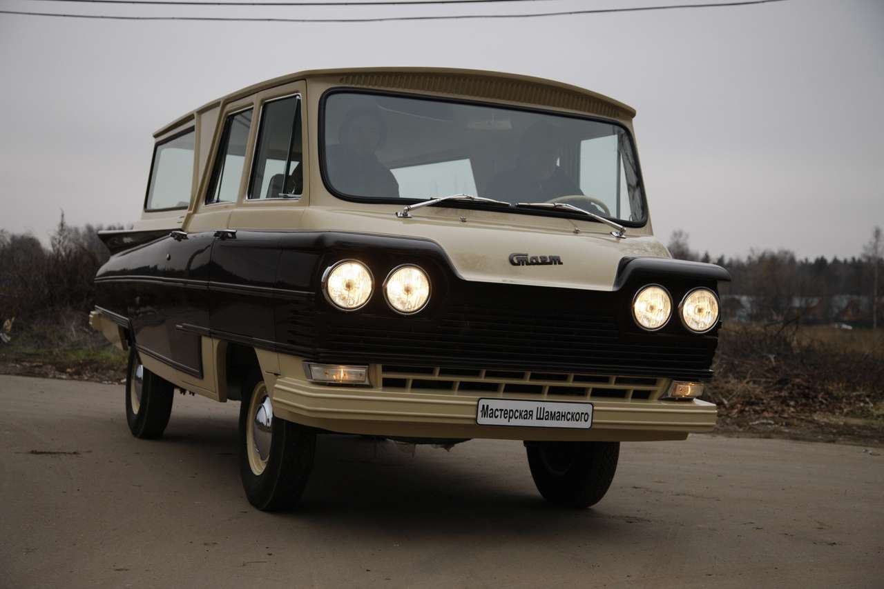 Микроавтобус Старт: социалистический романтизм