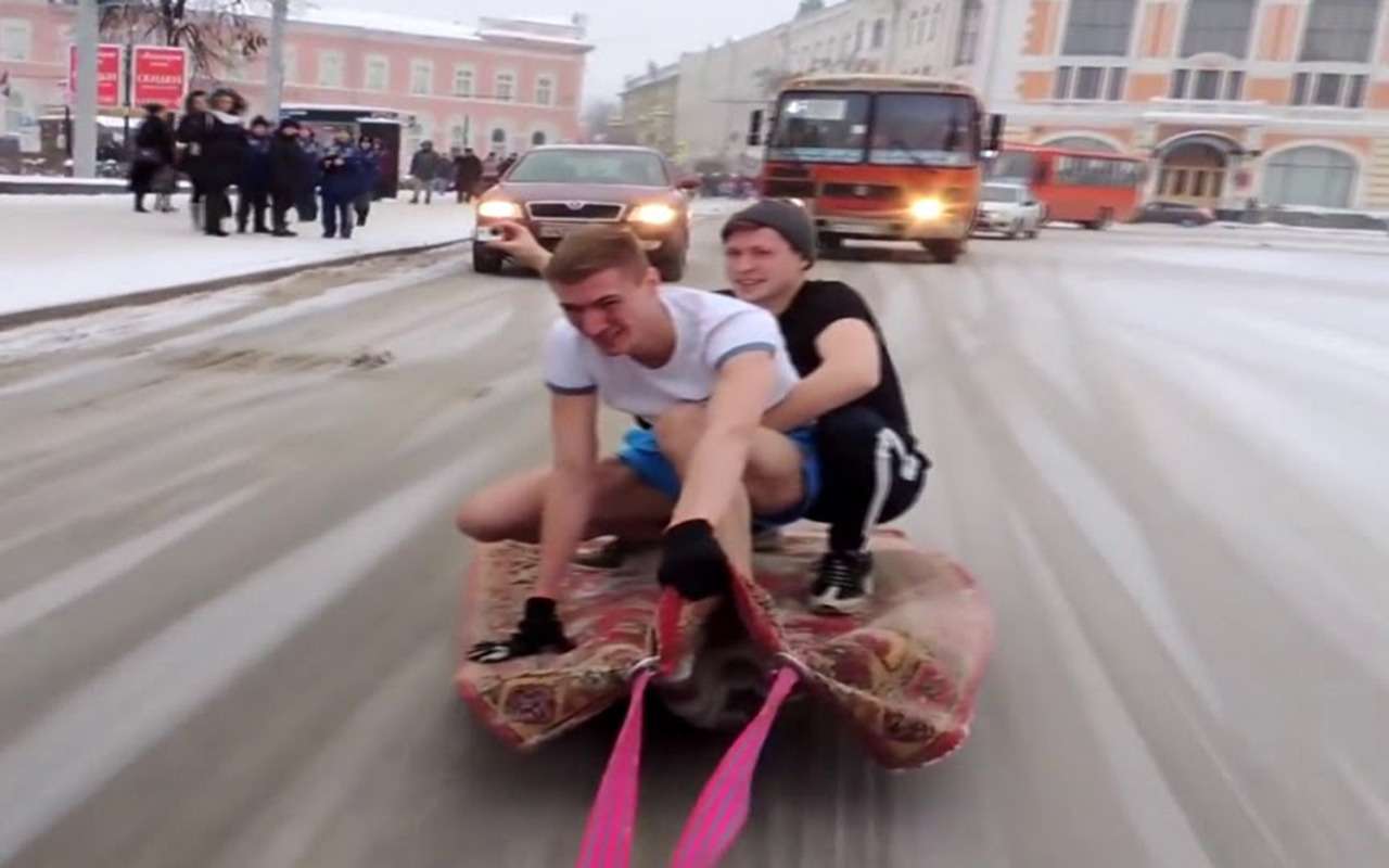 На ковре, но не самолете прокатились блогеры Нижнего Новгорода