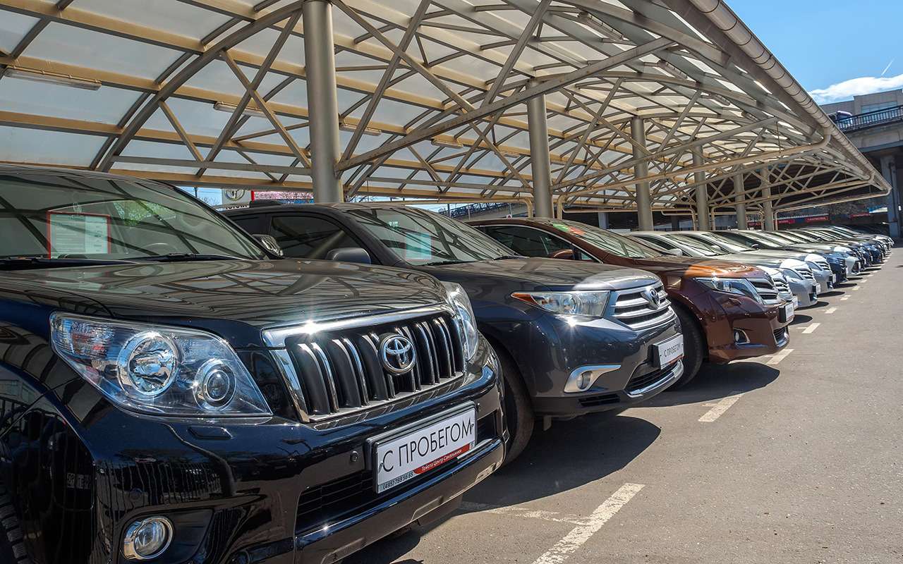 Эксперты объяснили ажиотаж вокруг «корейцев» и «японцев» с пробегом