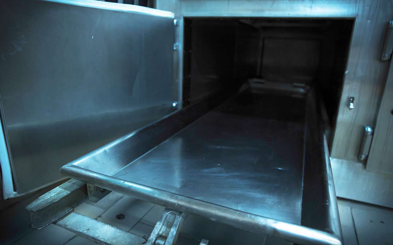 Шоковое обучение: автошколы проведут экскурсии в морги