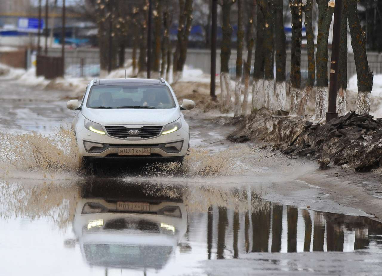 Чиновников предлагают сажать за плохие дороги