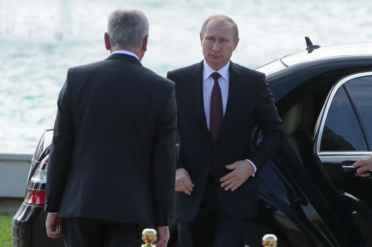 Автомобили для президента будут собирать на мощностях УАЗа