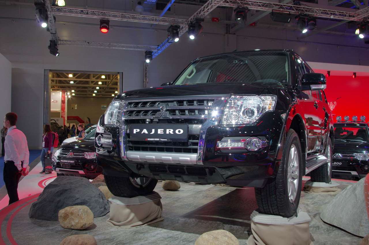 Обновленный Mitsubishi Pajero IV