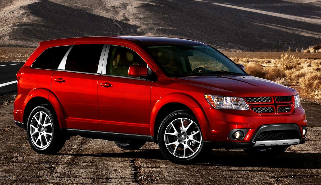 Dodge Journey стал мощнее и получил полный привод