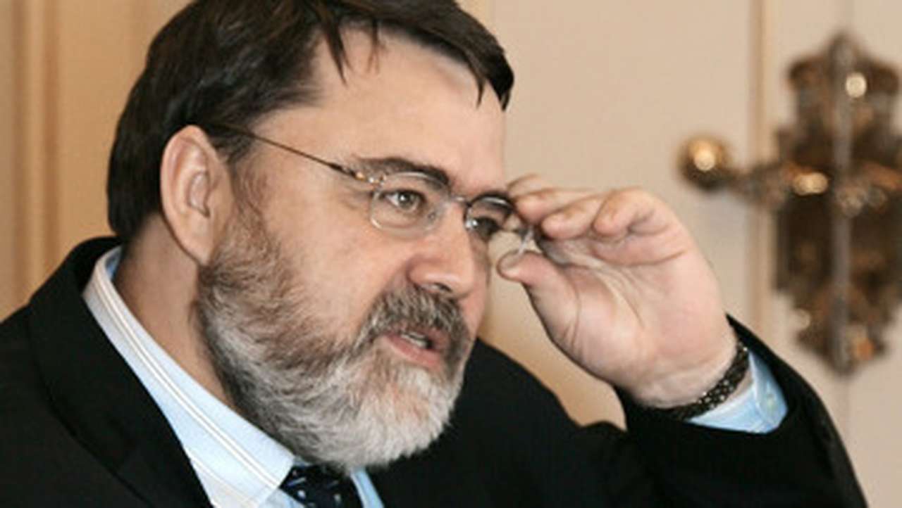 ФАС: Цены на бензин в России 20 лет завышались на 20% 