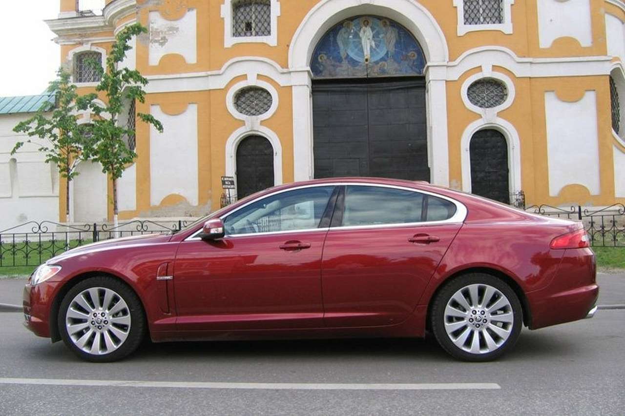 Jaguar selected: старый новый «англичанин»