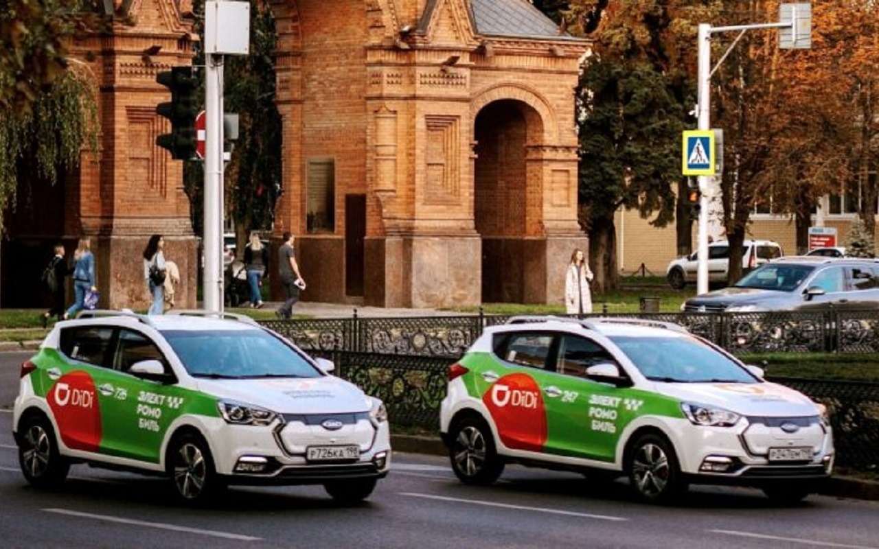 К вам подъедет «электричка»: в такси начали использовать электромобили