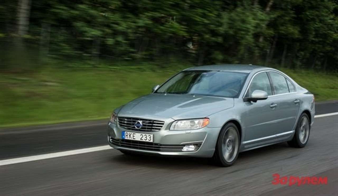 Volvo S80 разбили на пять с плюсом