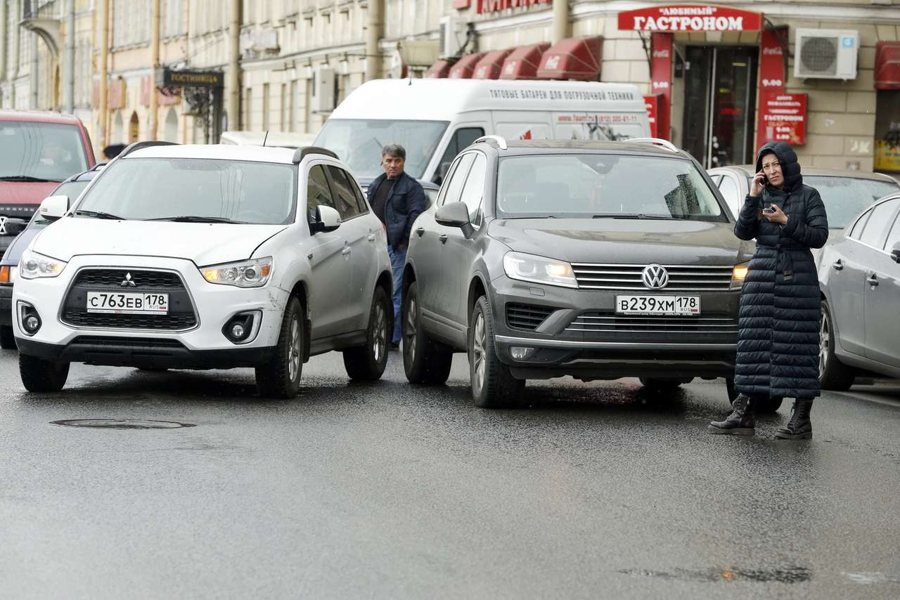 Автовладельцам придется самостоятельно оформлять аварии (даже при разногласиях)