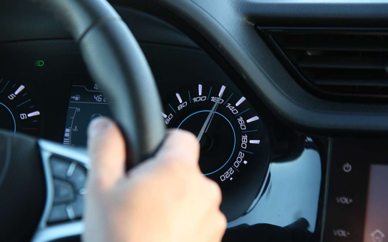 По «платке» с превышением скорости: какое наказание за это грозит