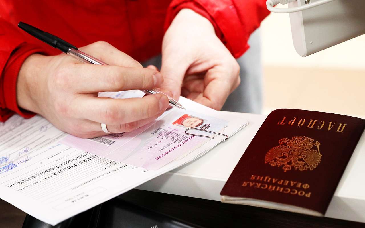 Ответы ГИБДД — о возврате прав, лежачих полицейских и детских креслах