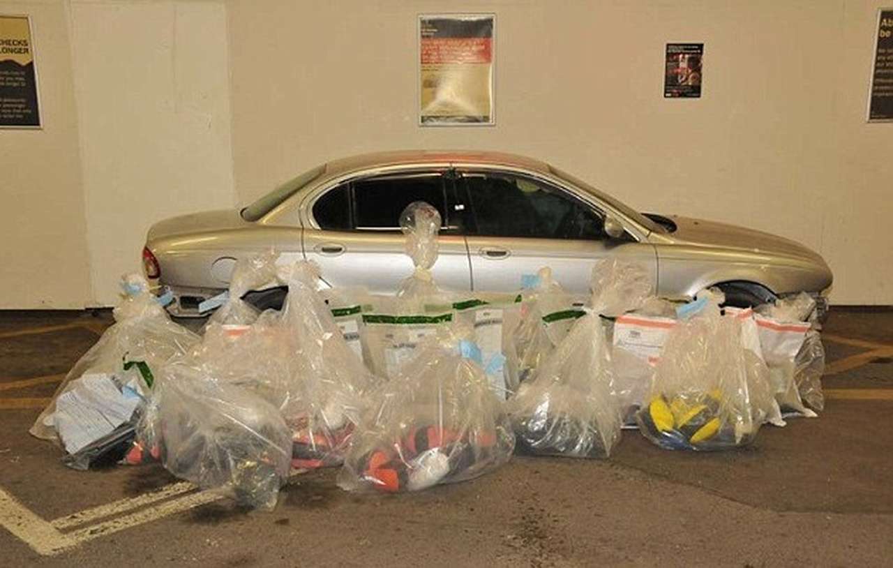 Jaguar X-Type «зарядили» героином на 47 млн евро