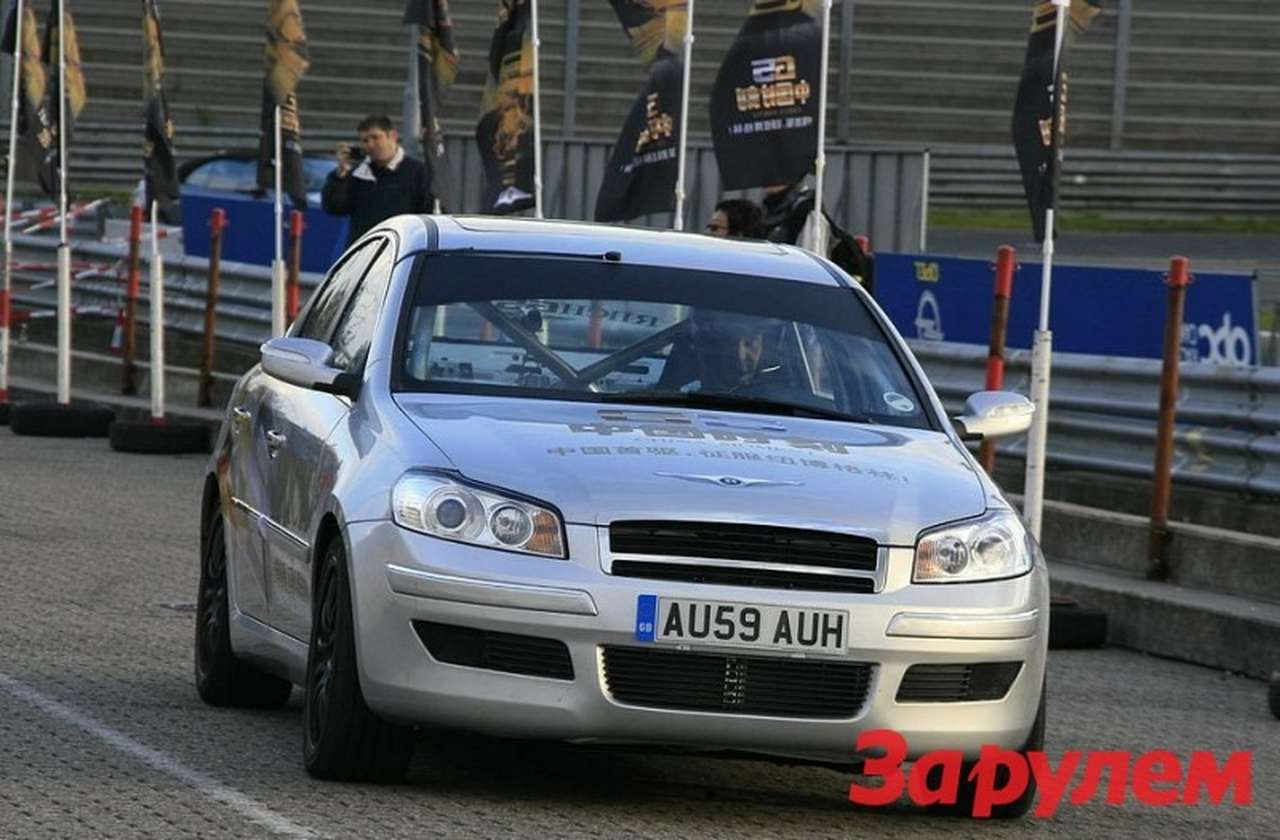 Chery показала Riich G5 на Нюрбургринге