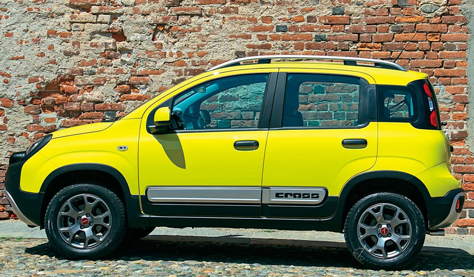 панда 4 самара. Fiat panda cross 4x4 2021. панда обнимашки. фиат панда 4х4 климбинг.