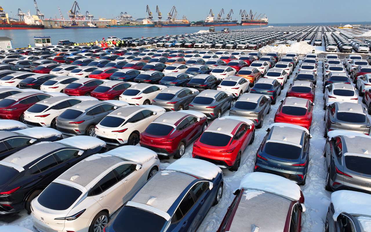 Разгадка загадки: как на рынок подержанных машин попадают новые «китайцы» без пробега