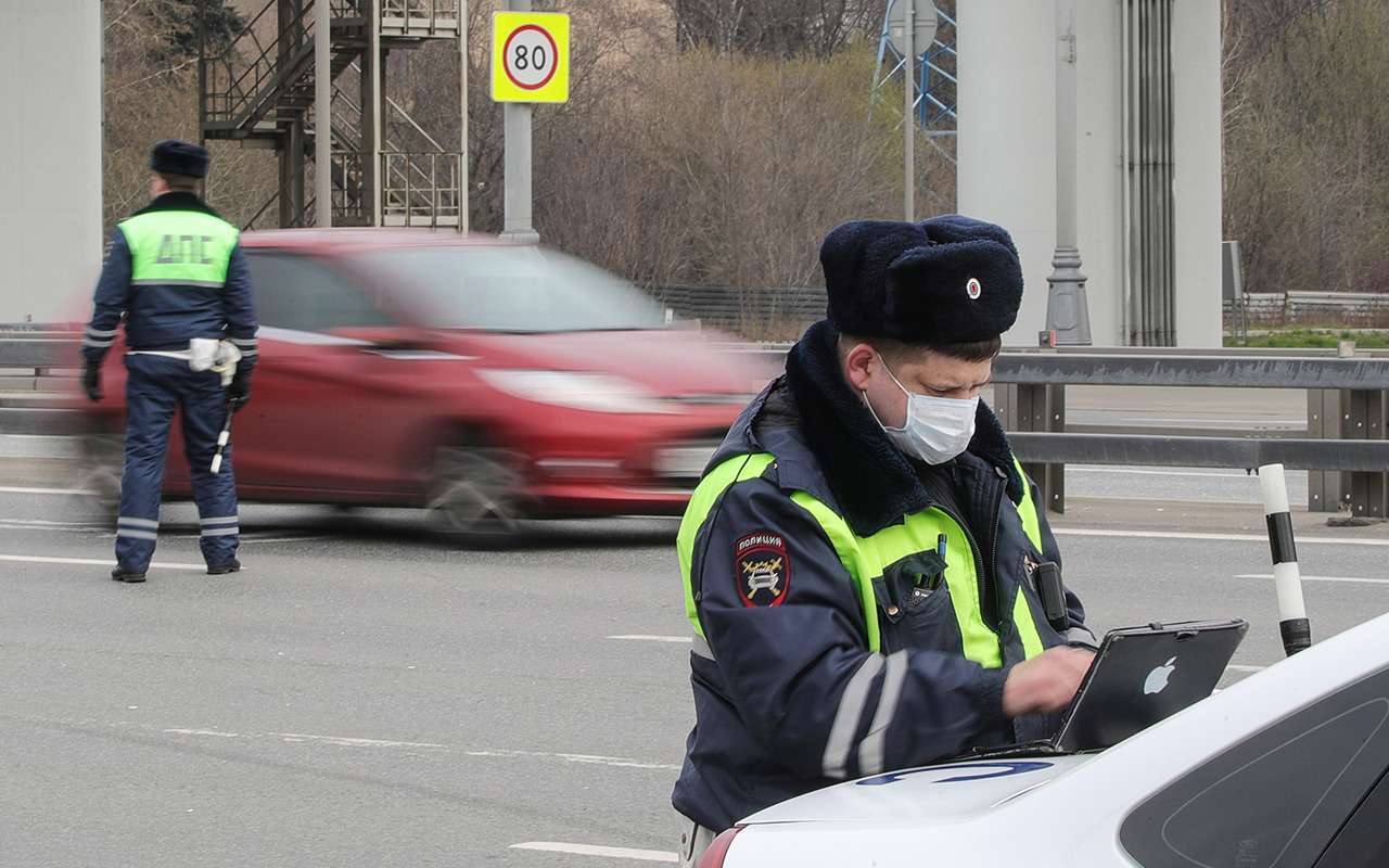 ГИБДД научилась отслеживать машины в розыске и снятые с учета
