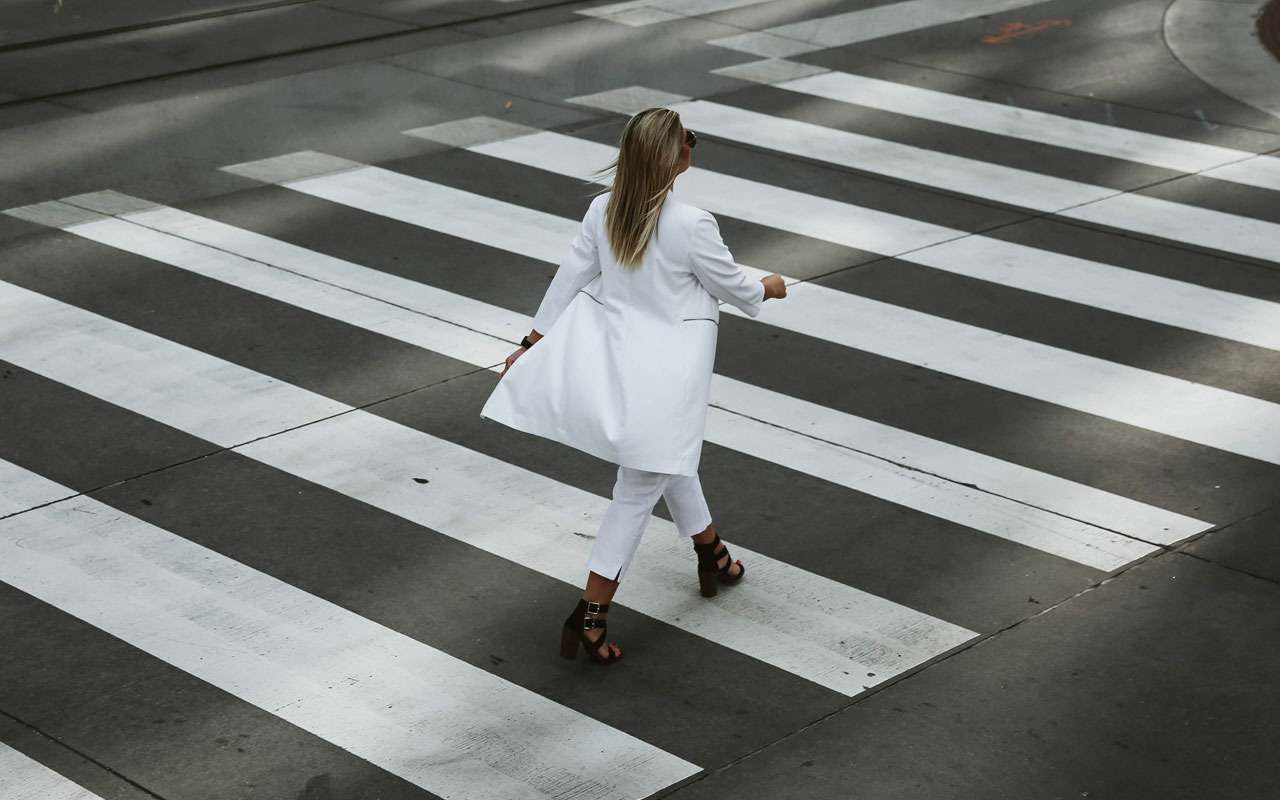 Не переходите дорогу с 10:00 до 14:00 — исследование Дептранса