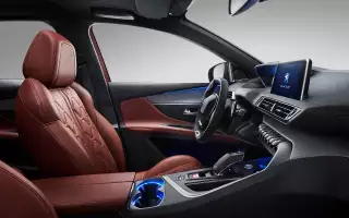 Интерьер Peugeot 4008