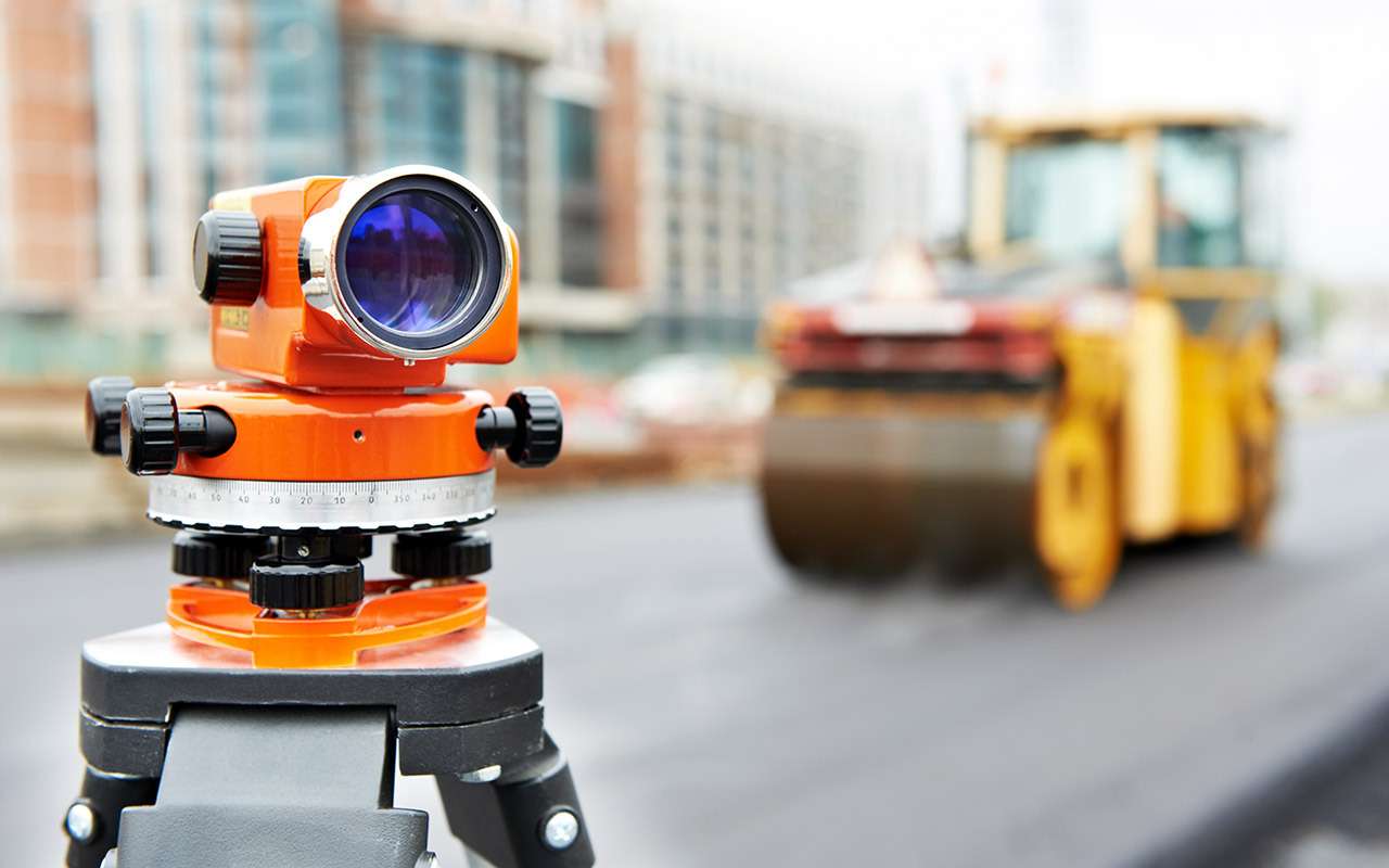 В России взялись за ремонт дорог к поликлиникам и больницам