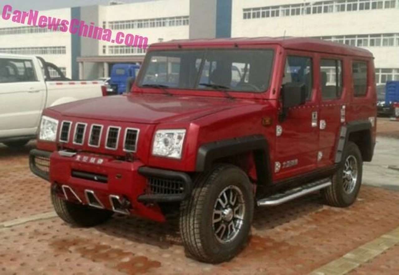 Китайский вседорожник-вояка от Beijing Auto идет в народ
