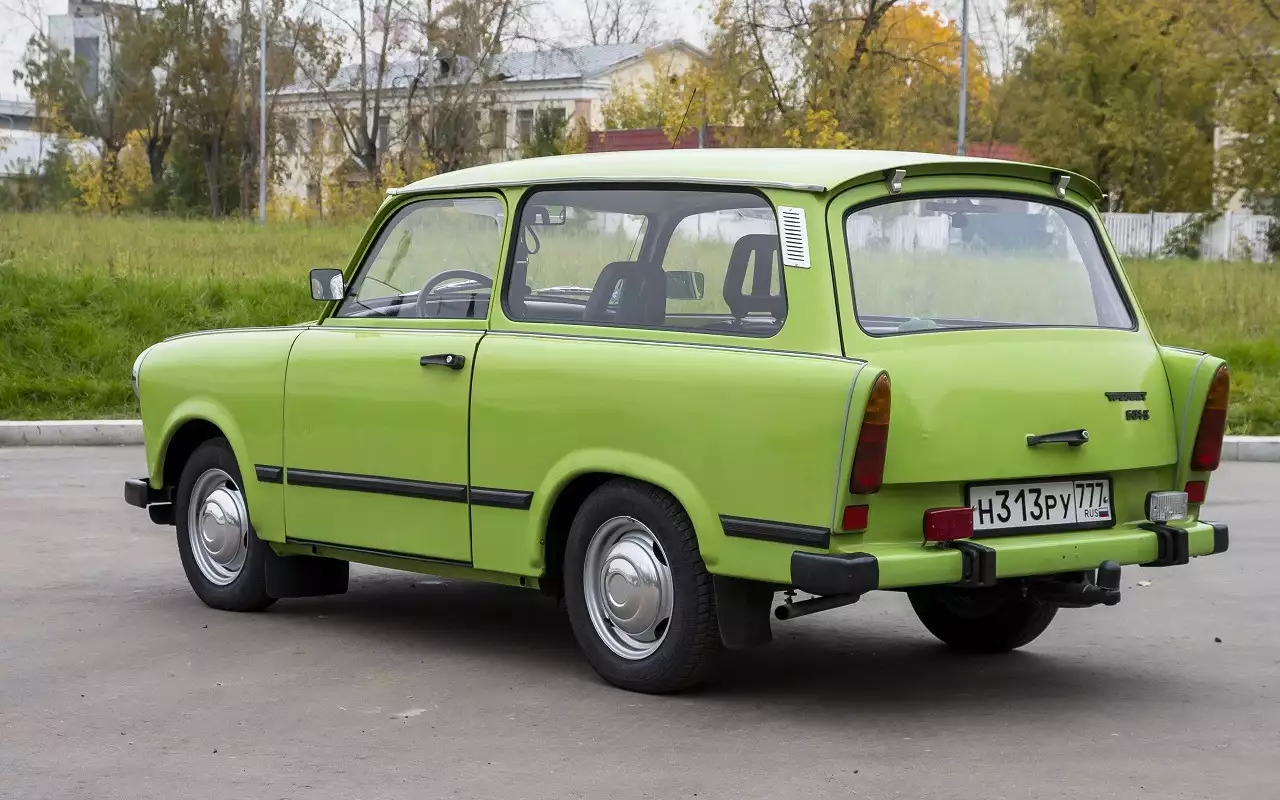 Поздний универсал Trabant 601.