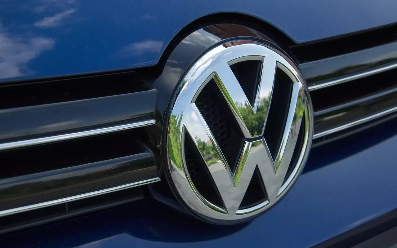 Глава VW заявил об огромном давлении на европейский автопром