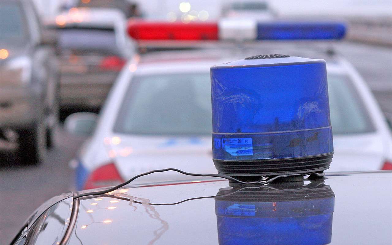 По МКАДу на встречке: машина с мигалкой спровоцировала массовое ДТП