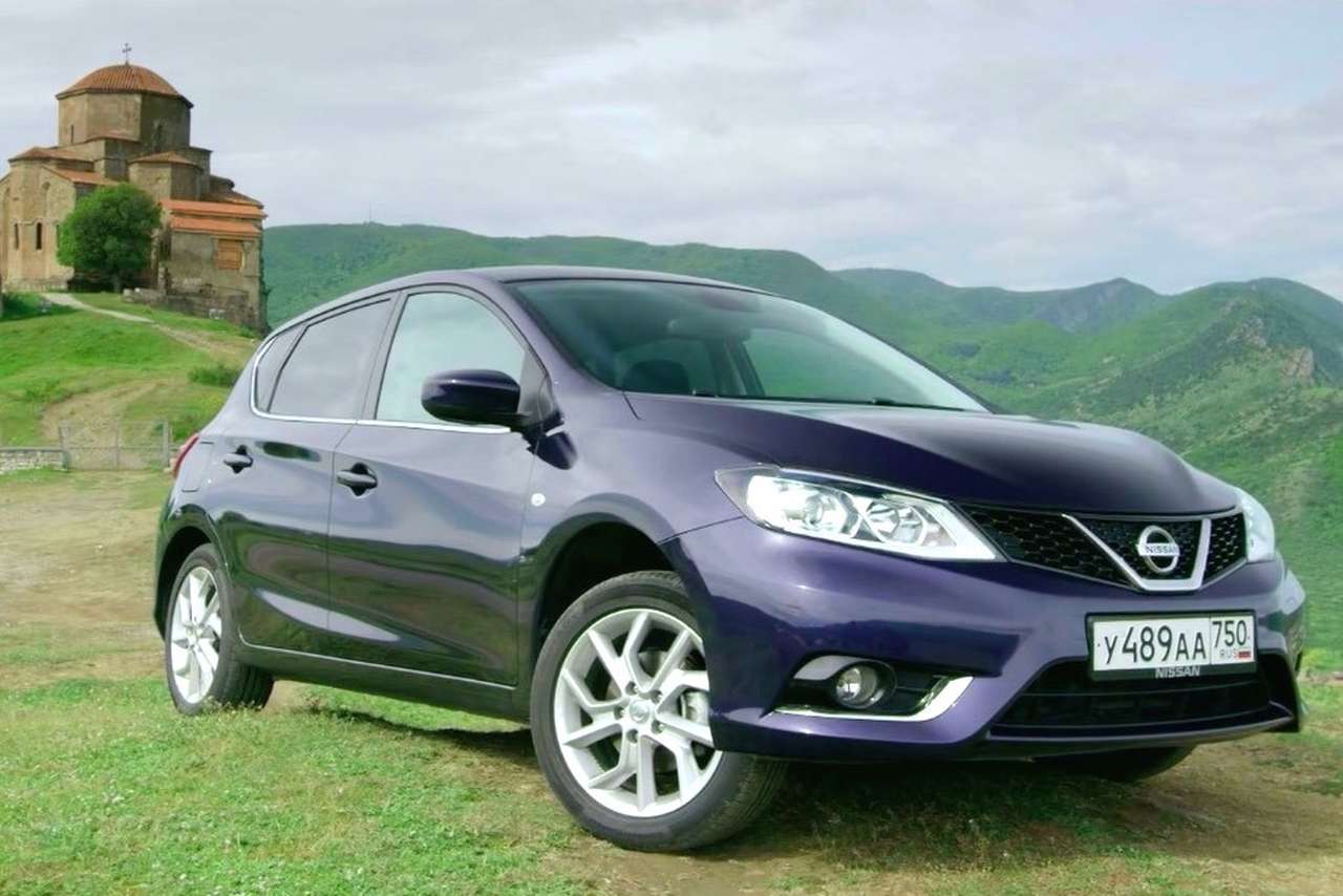 Видеообзор Nissan Tiida: российский эксклюзив