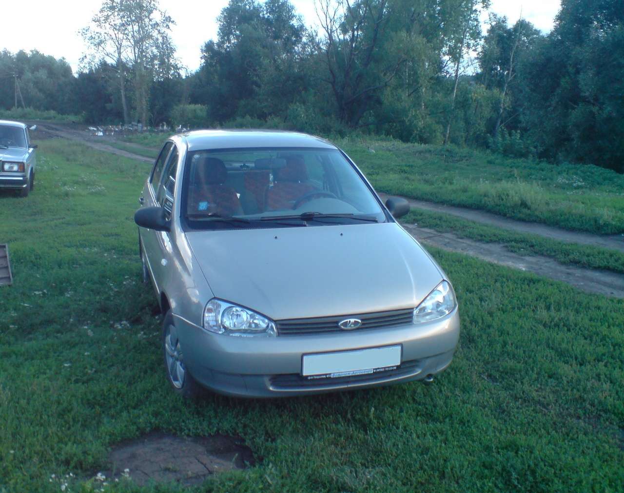 Сенатор: Сельских учителей нужно обеспечить автомобилями 