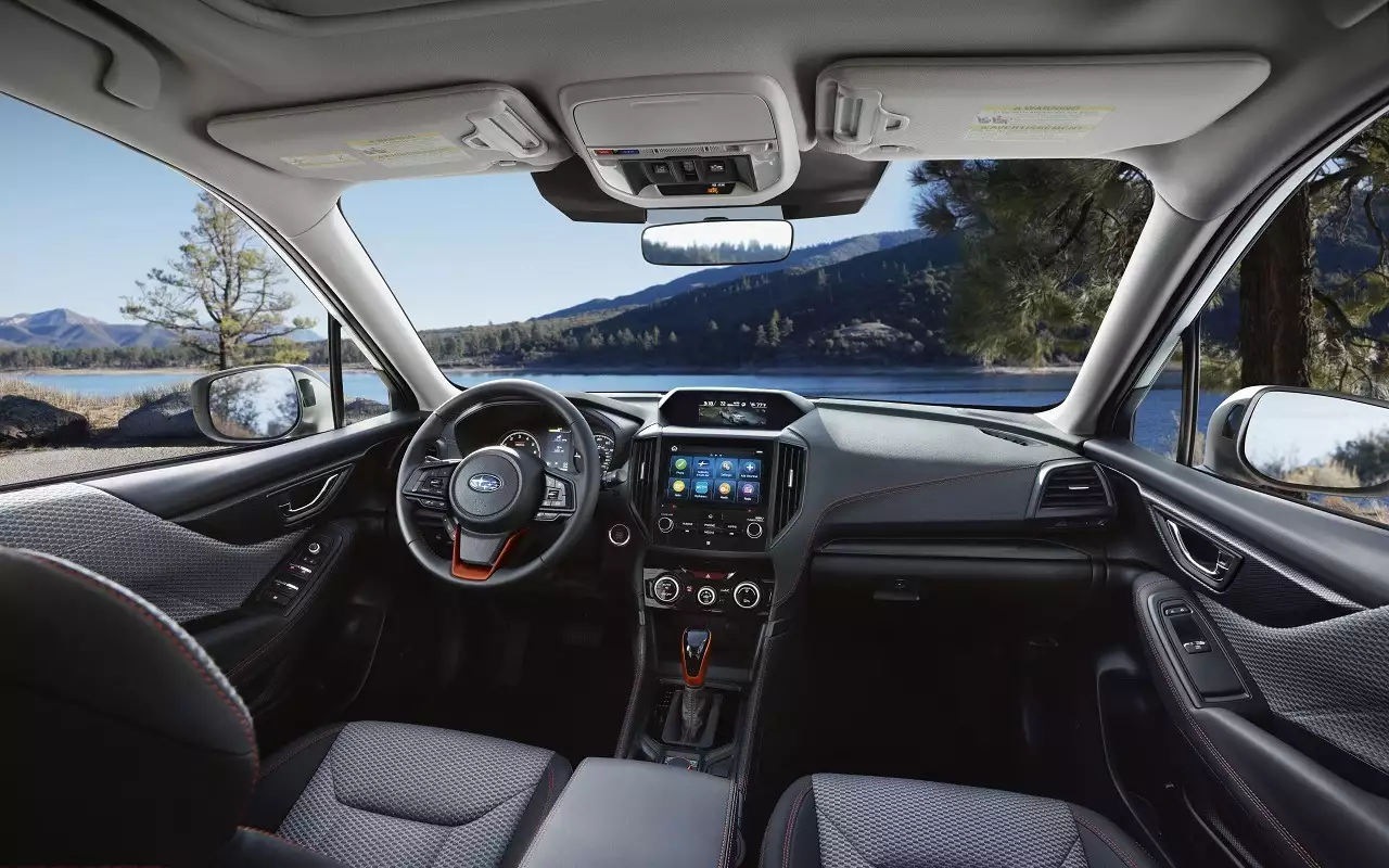 Интерьер Subaru Forester